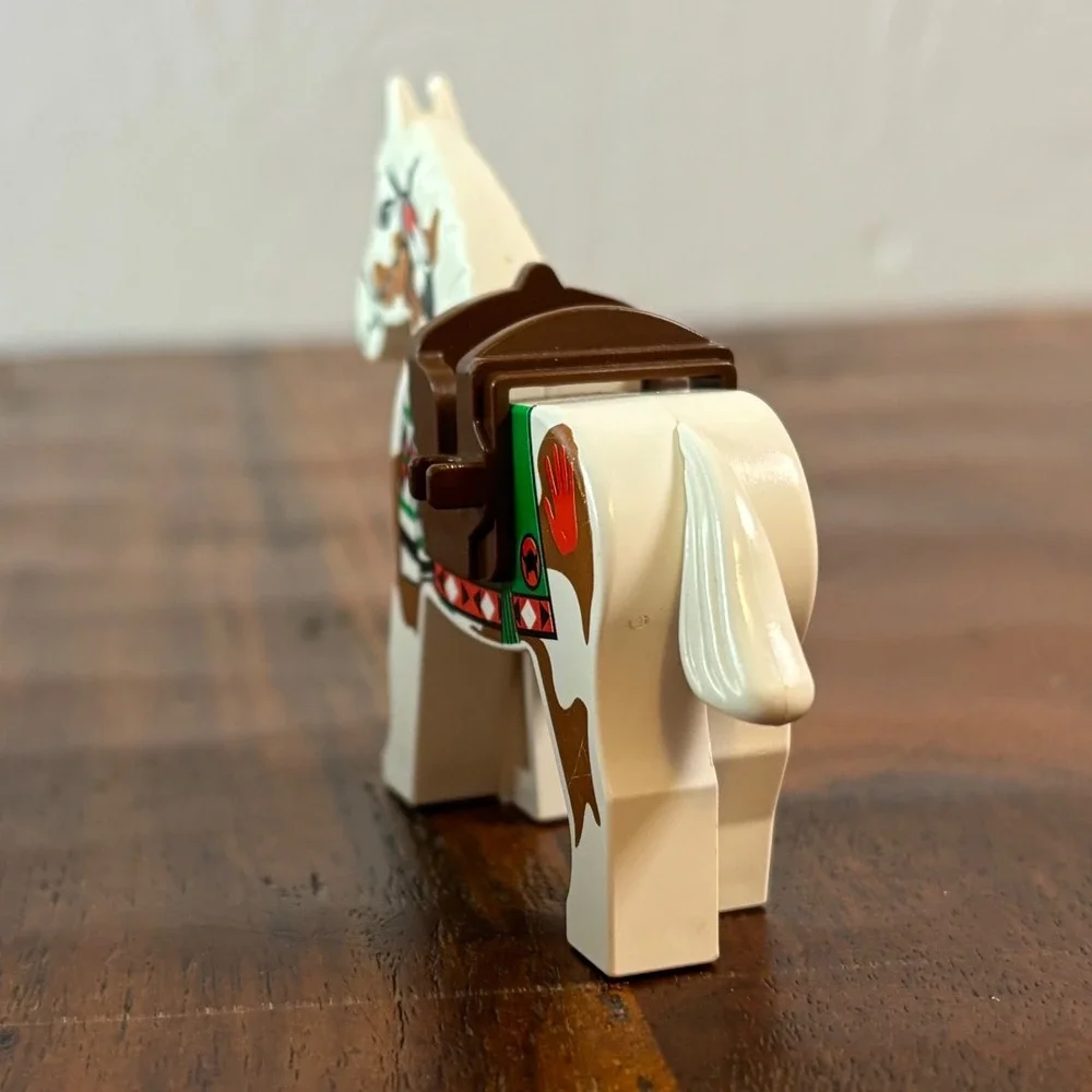 LEGO Western Indian Horse White Brown Patches War Paint Saddle 1996 1997 Vintage